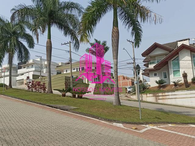 Casa para Venda em São José dos Campos - 4