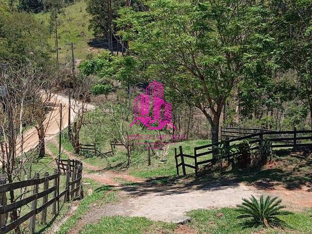 Chácara para Venda em São José dos Campos - 4