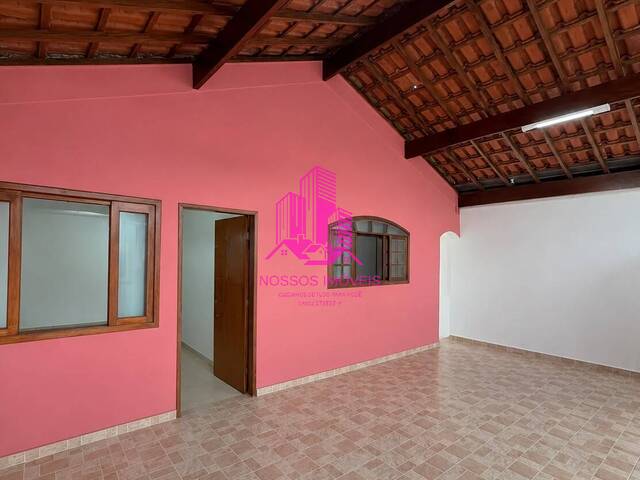 #107 - Casa para Venda em São José dos Campos - SP